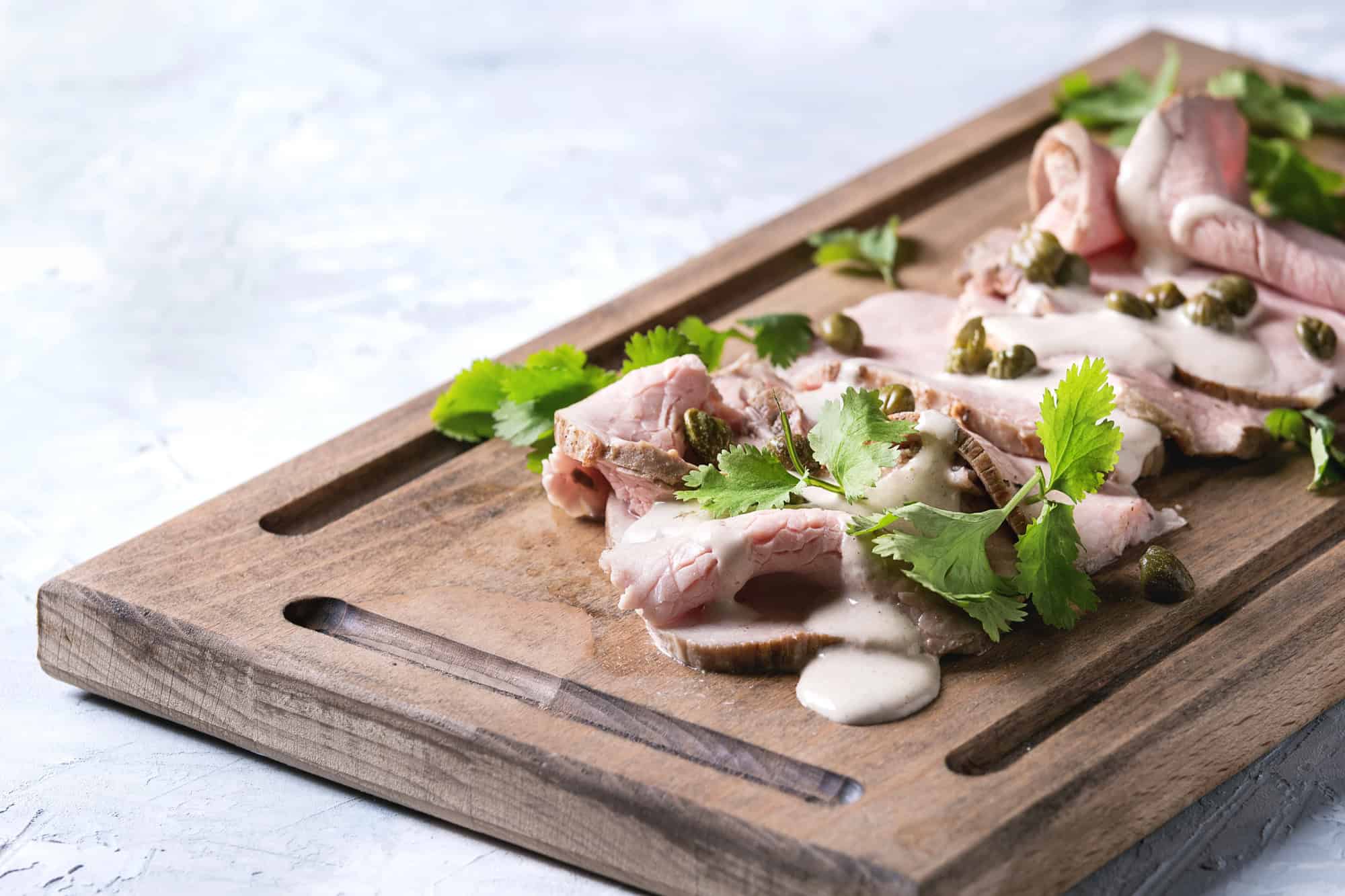 Vitello Tonnato - Kalbfleisch mit Thunfischsoße